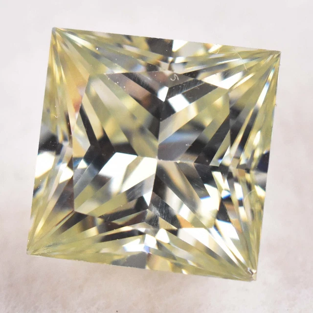 Pierre De Moissanite Authentique 1 Carat - État Neuf, Sans Emballage
