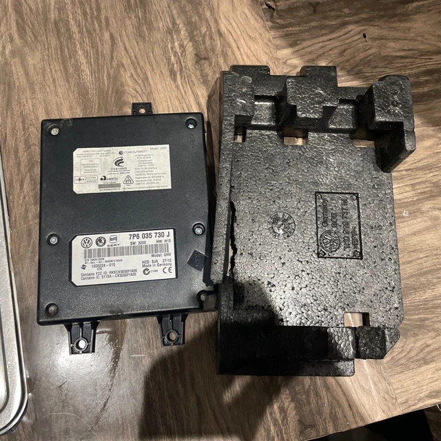 Volkswagen Skoda RNS 510 Bluetooth Module 7P6035730J  Golf MK6 MK5 RCD 510