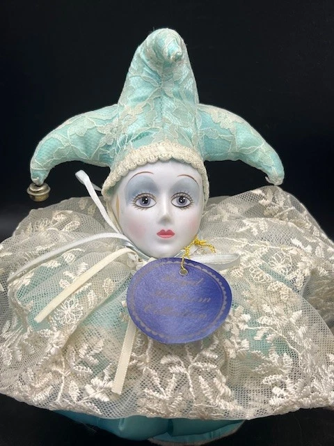 ROYAL HEIRLOOM HARLEQUIN Pierrot Jester Clown Rotating Music