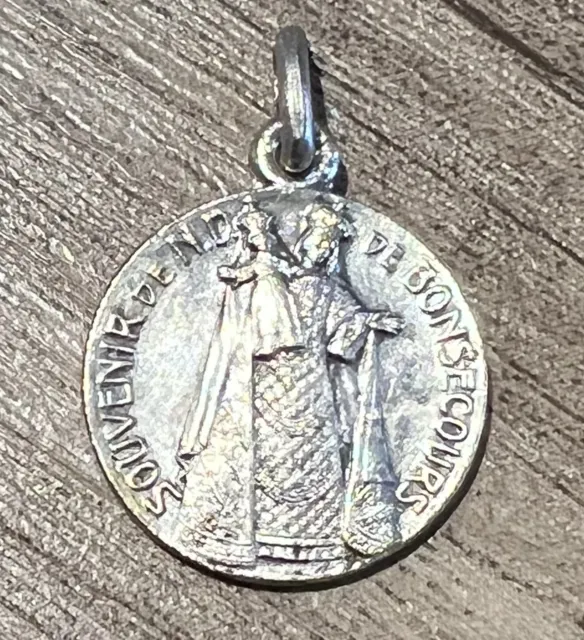 Medaille religieuse ancienne " Notre Dame de Bon secours " - metal argente