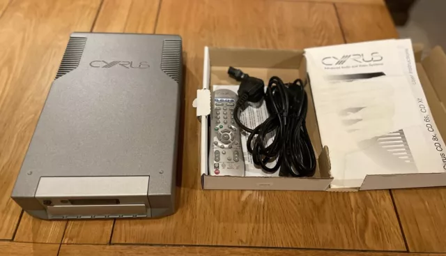 CYRUS CD 8x CD PLAYER-fully working