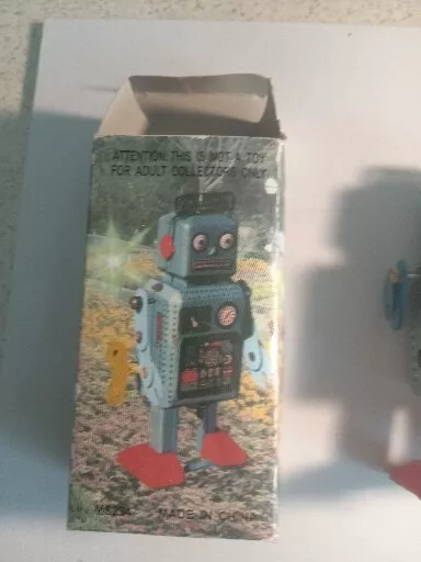 Vintage Mechanical Clockwork Wind Up Walking Robot Tin Toy