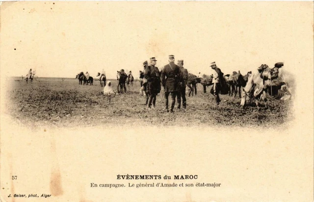CPA AK Evenements du MAROC En campagne. Le general d'Amade MAROC (688452)