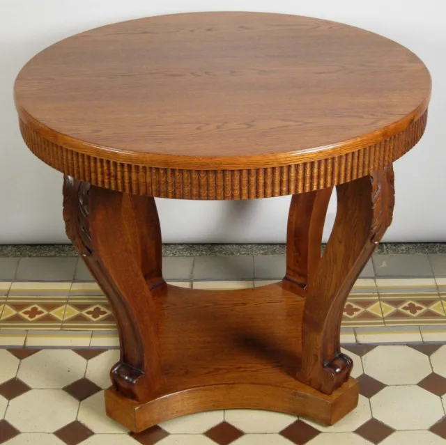 Schöner Beistell- Tisch aus der Neorenaissance gefertigt um 1920 Antik Kolosseum
