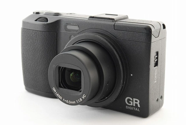 [Near Mint/ 499 Shots] Ricoh GR Digital IV 10.4MP w/Battery, Charger #241 4