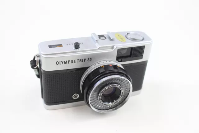 Olympus Trip 35 FILM CAMERA w/ D. Zuiko 40mm F/2.8 Lens Mechanically WORKING