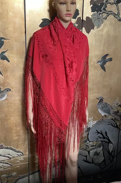 1930’S Vintage Perfect Red Silk Embroidered Piano Shawl Macramé Fringing