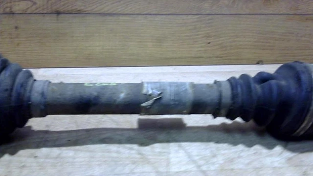 Cardan Gauche Transmission Pour CITROËN C4 Picasso 1 – Référence 3272ZE, Origine 2011, Moteur DV6C, 140 000 Km – Occasion En Bon état