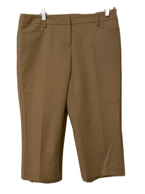 Apt. 9 Pants Women’s Tan Khaki Modern Fit Straight Leg Capri Pants Size 2P