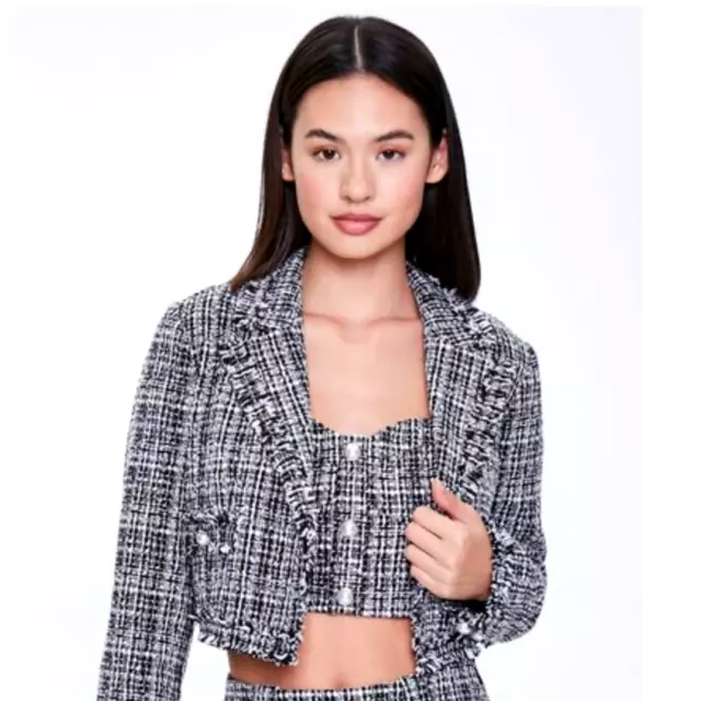 Forever 21 cropped tweed, black and white jacket New with tags Sz medium