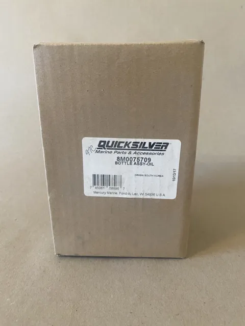 MercuryQuicksilver #8M0075709 OIL BOTTLE ASSY New-Unopened Box (387)
