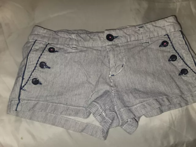 American Eagle Stretch navy blue and white Chino Shorts Size 2