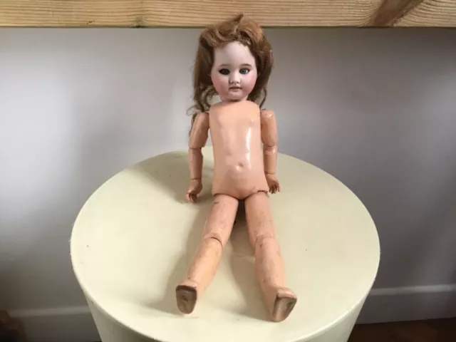 Jolie poupée ancienne tête porcelaine 21D SFBJ60 Paris corps articulé  33 cm