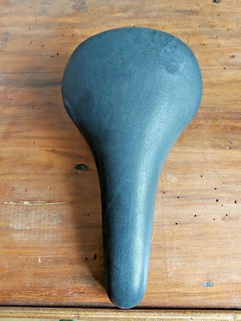 Selle de vélo ancienne en cuir, années 1940 - France