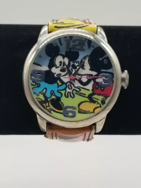 Mickey Mouse & Minnie Mouse Rare Disney Watch for Men & Women Large Comic Color Mickey Mouse & Minnie Mouse Rare Disney Watch for Men & Women Large Comic Color