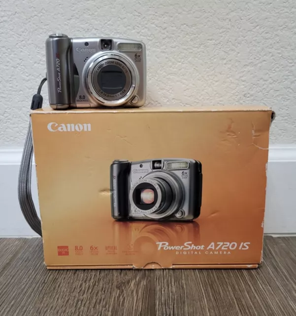 Cámara digital Canon Powershot A720 IS, 8 megapíxeles, zoom óptico 6X - en caja en muy buen estado