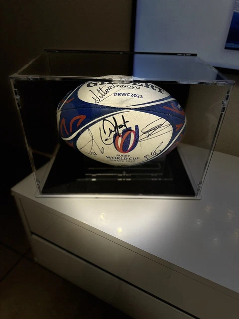 BALLON RUGBY GILBERT RWC 2023 OFFICIEL MATCH. France Fidji BALLON RUGBY GILBERT RWC 2023 OFFICIEL MATCH. France Fidji
