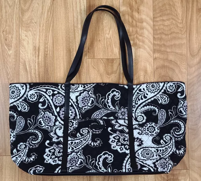 Vera Bradley Trimmed Vera Traveler Midnight Paisley Nwt