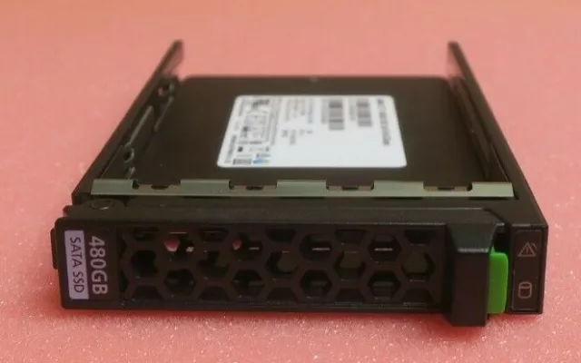 Fujitsu 480GB 2.5" SATA 6G Solid State Drive SSD SM883 + Caddy S26361-F5733-L480