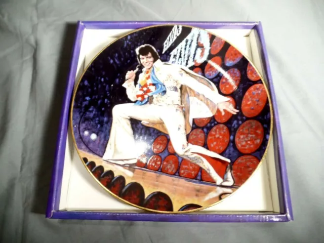 ELVIS IN CONCERT PLATE Aloha From Hawaii Presley Royal Orleans Boxed 1983