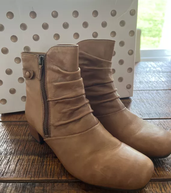 Earth Wickwire Ankle Boots Womens 6.5~Almond~FREE SHIPPING 2