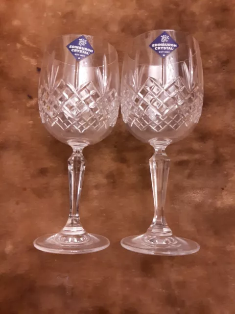 Pair of Edinburgh Crystal 2 X Wine Glasses 17.5cm O70