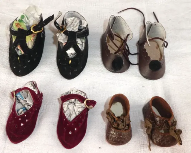 Lot de 4 paires de chaussures en cuir pour poupée ancienne JUMEAU DEP SFBJ BRU