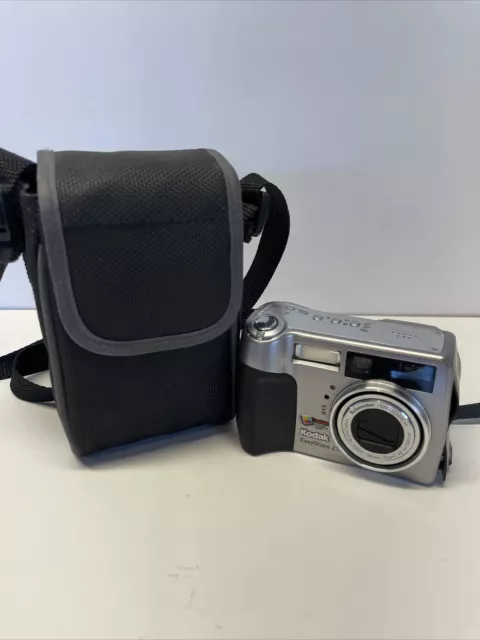 Kodak EasyShare Z730 5.0MP Digital Camera Silver - READ DESCRIPTION