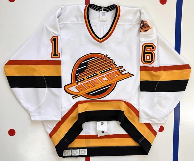 VANCOUVER CANUCKS ADIDAS RETRO Flying Skate Aeroready Hockey Jersey