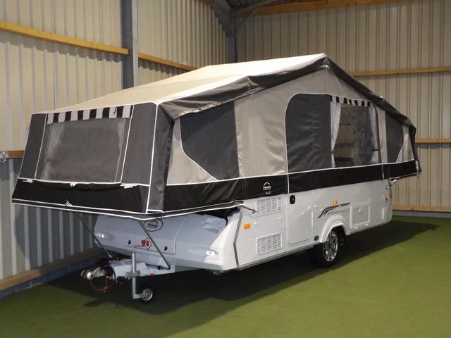 2021 Pennine Pathfinder 6 berth lightweight folding camper + 2 awnings & mover