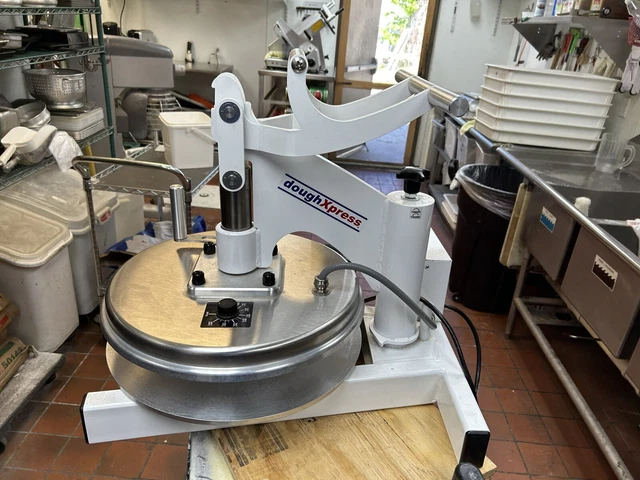 DoughXpress DM-18 120V Manual Pizza Dough Press