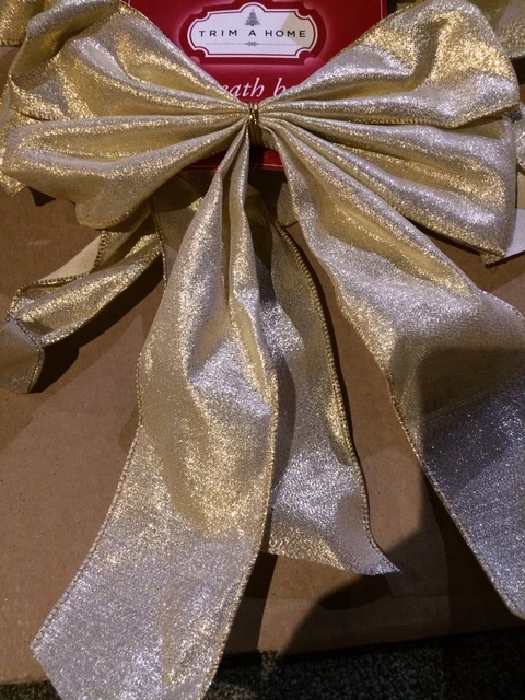 Lot Of 10 Gold Wreath Bows By Trim A Home