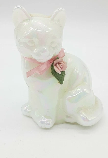 Vtg Fenton Iridescent Opalescent Sitting Down Cat With Pink Applied Rose And...