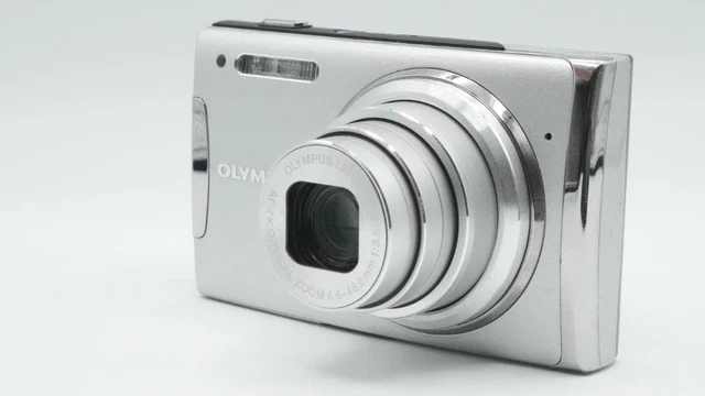 OLYMPUS Μ 1060 Silver Compact Digital Camera Tested Working Seller