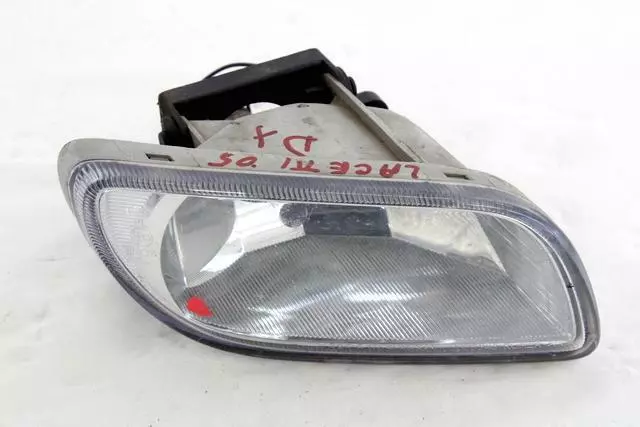 96551092 Feux Phare Projecteur Feu de Brouillard Avant Droite DAEWOO Lacetti (2