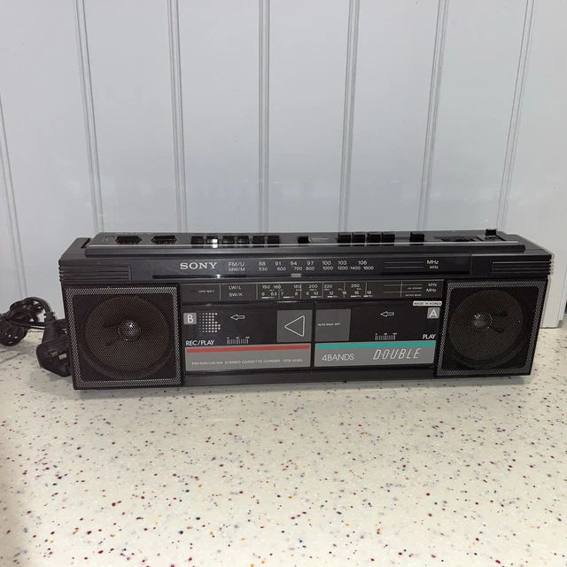 Tragbares FM Radio Mit LCD Display - Kompakt Für Unterwegs Mit DSP Chip