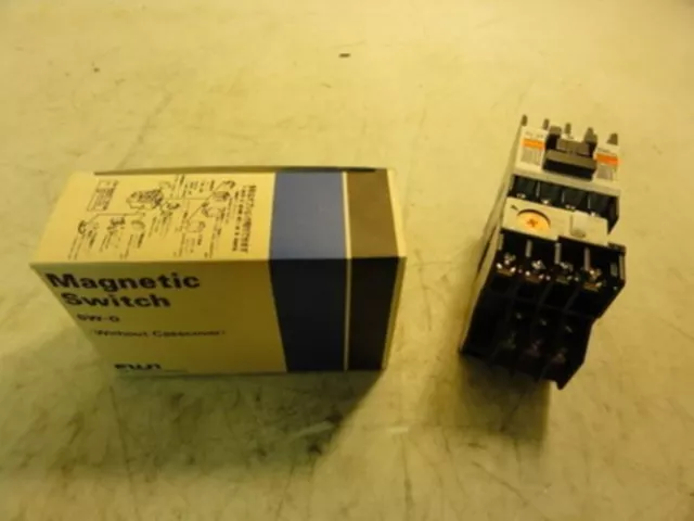 202278 New In box; Fuji Electric SW-0 Magnetic Switch 0.24-.036A 3P; 220-440V