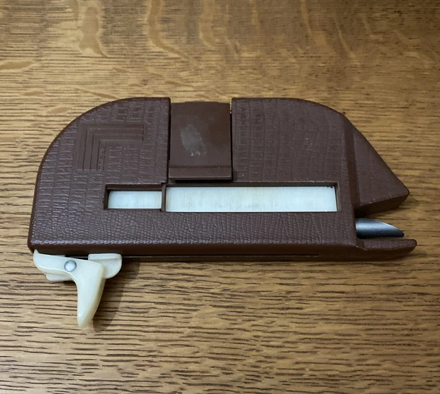 triple cigarette holder Brouk & Co. Croc Triple Cigar Holder