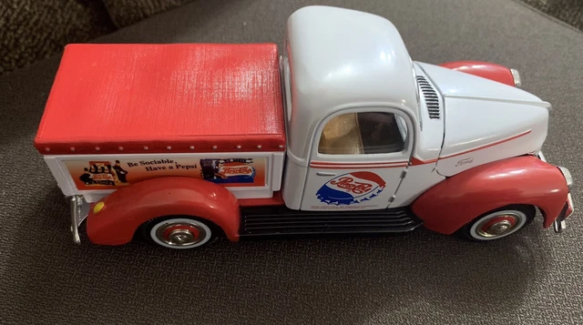 Ford Pepsi Cola Die Cast Delivery Truck Item PM28