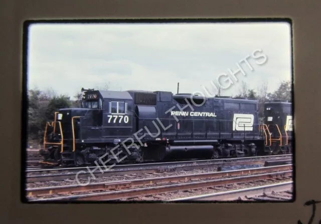 Original '69 Ektachrome Slide PC Penn Central 7770 GP38       34N43