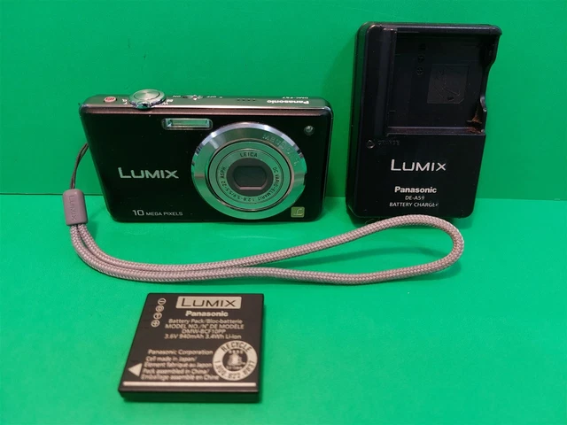 【ジャンク品】LUMIX DMC-FS7 10メガピクセル PANASONIC LUMIX DMC-FS7 10 Mp Digital Camera With Charger