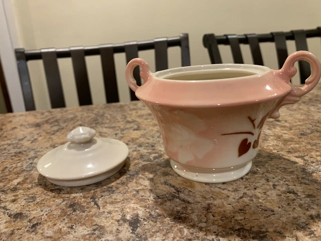 Vintage Great Northern Railroad Rose Gravy Boat & Sugar Bowl. Syracuse China ? 3
