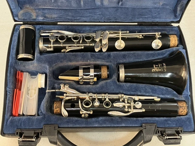 Boosey & Hawkes Clarinet In Carry Case *Read Description*
