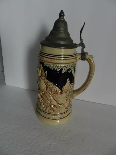 Vintage German 1 Liter Lidded Beer Stein 11" Tall Drinking Scene Mold 571