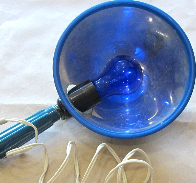 Lámpara Reflectora Médica Infrarroja de Colección Terapia de Luz Azul Minina URSS Soviética