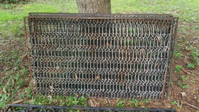 Antique Architectural Building Salvage 5 Panels Ornate Metal Iron Grate