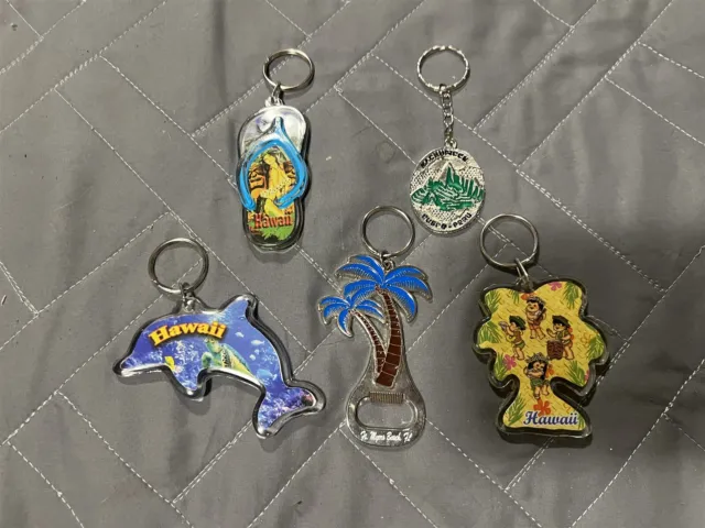 Lot Of 5 Vacation Key Chains Hawaii - Ft. Myers Beach Fl - Cusco Peru - Souvenir