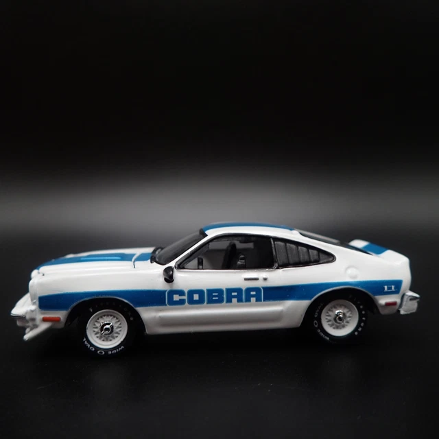 Ford Mustang II Cobra 1978 Miniature 1:64 - Blanche, Moulée Sous Pression, Collection Diecast