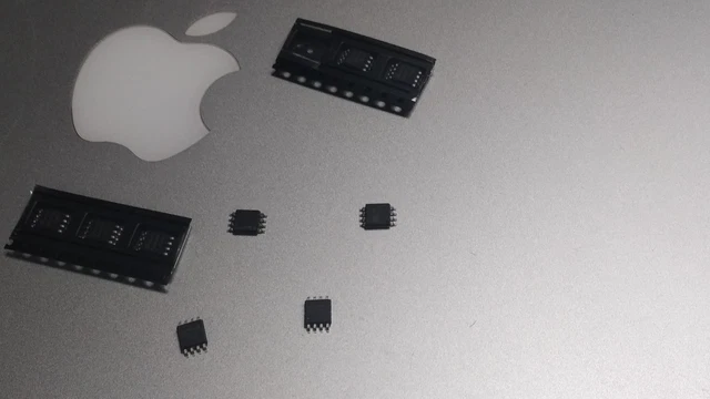 BIOS EFI Firmware CHIP : Apple MacBook Pro A1286, Logic Board Number: 820-2915-B