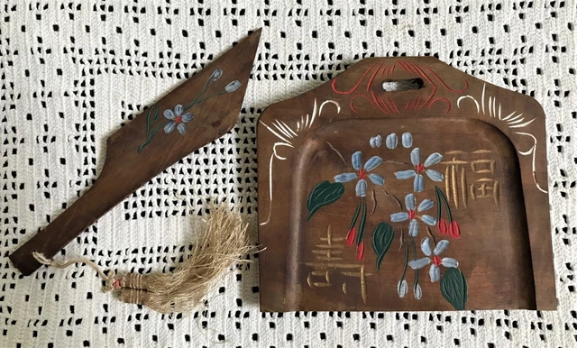 Antique Crumb Sweeper Wooden Handpainted Japan Silent Butler
